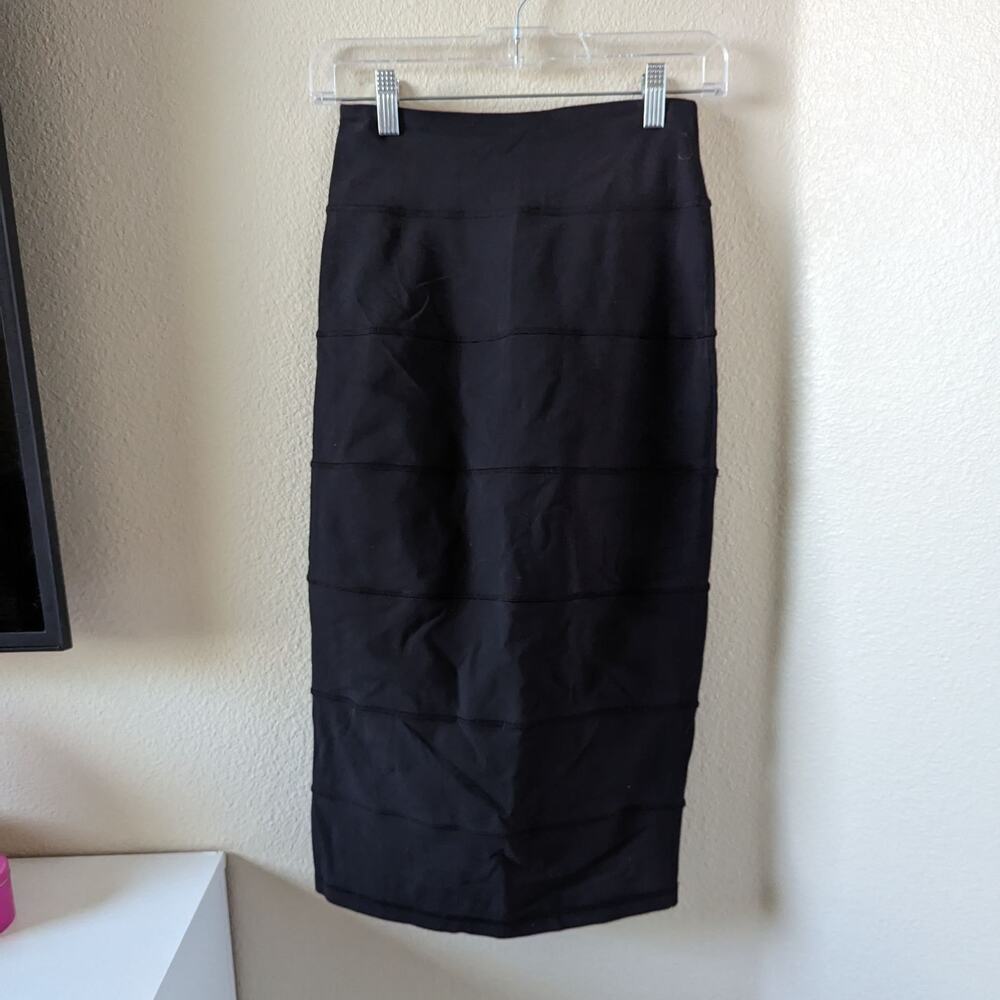 Lululemon Yoga Over Skirt High Waist Black size 4